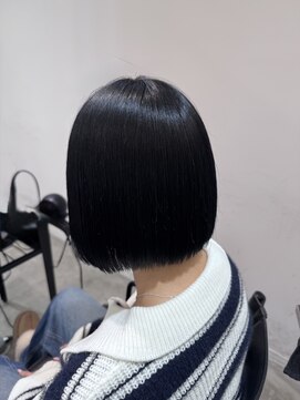 グランデュール 浜松小豆餅店(GRANDEUR) ミニボブ ブルーブラック