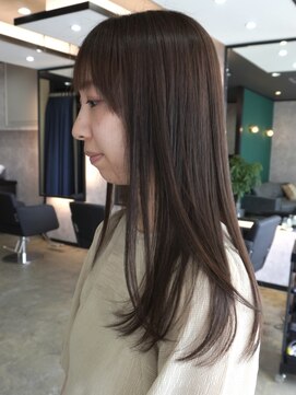 トラント ミル(TRENTEMILLE) 纏まるブラウンベージュカラー
