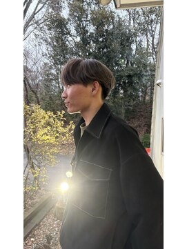 ヘアーコンセプト アイアイオ(HAIR CONCEPT iio) ブリーチカラー/ナチュラルデザインカラー