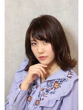 コマ(coma) 【coma中野】外ハネスタイリングも楽しめる、ミディアムボブ