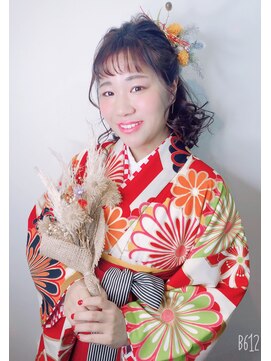 シーデン(C-den) 卒業式　大きい柄がとても綺麗！袴着付け×ヘアセット