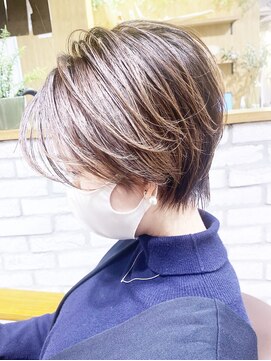 アヴァロン(AVALON) スウィングショートパーマ