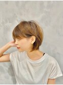 耳かけショートボブ