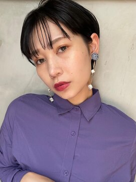 アトリエ フェム(atelier.fem) ぱつっと感が可愛いショートマッシュ