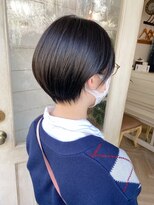 黒髪ショートボブ垢抜けヘアスタイル前髪ありくびれヘア