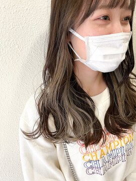 テトラ バイ ネオリーブ 横浜西口店(tetra by neolive) 人気No1おしゃれカラーインナーカラーベージュ☆