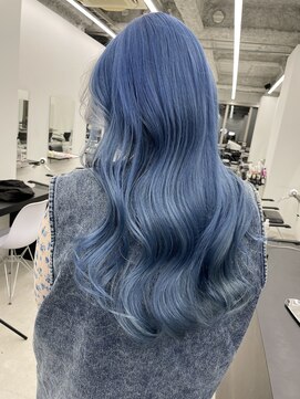 エゴル ナゴヤサカエ(ENGOL NAGOYA SAKAE) アクアブルー×フェイスフレーミングホワイト