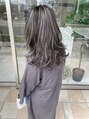 アルマヘア(Alma hair) コントラストのきいたハイライト☆グレーアッシュ