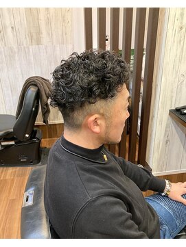 ライズヘアー(RISE HAIR) ハードパート×スパイラルパーマ