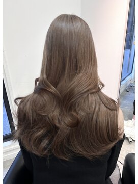 ミラ(MIRA) 大槻勇樹/大阪美容室/梅田美容室/ミルクベージュ