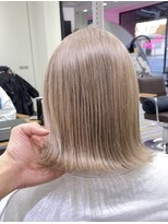 アフューズバイストゥー(Vfuse by StueW)&nbsp;外ハネボブ/ブロンド[倉敷][岡山]