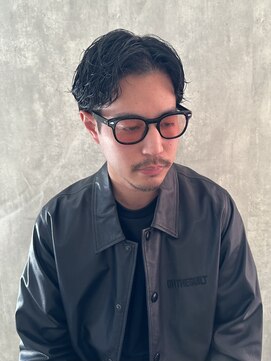 ザ オーダー(THE ORDER) ツイストスパイラルパーマ波巻きスパイラルセンターパート