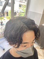 リボーン ビューティー リゾート 松戸店(re-born Beauty Resort)&nbsp;アッシュブラックウルフカルマパーマベリーショート