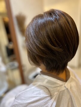 ヘアメイク リヴ(Hair Make Liv) ショート×レイヤー