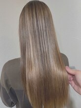 【ブリーチ毛対応☆ノンアルカリ酸性ストレート】最高級の薬剤＋知識と経験が決め手。