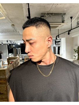 ザ オーダー(THE ORDER) men'sマッスルハイスキンフェードカットバスカット