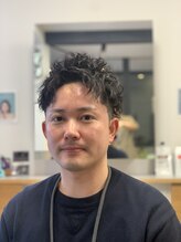 サリュー(SALUT) ツイストスパイラルアップバング