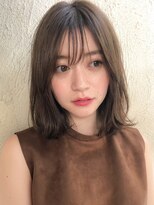 ノイ(noi)&nbsp;顔周りレイヤーカットグレージュカラーくびれボブベージュカラー