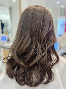 タヤ 今泉店(TAYA) ブリーチ有◎白髪ぼかしハイライト