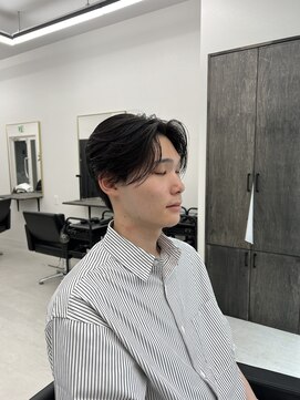 ステージ(STAGE) ダウンパーマ　センターパート　ニュアンスパーマ