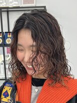 ブラウン(Brown)&nbsp;レイヤーカット/ロングパーマ／ウェットヘア