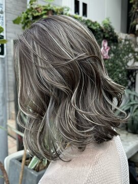 ディモアンド 表参道(Dimo&) xハイライト/イメチェン/ホワイトブロンド/外ハネボブ/美髪/