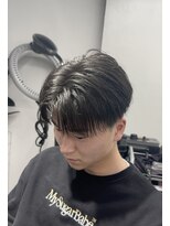 ステラ(STELLA)&nbsp;フェザーショート/メンズカット/メンズサロン/眉毛カット/心斎橋