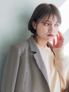 ショートボブ/シアーブラウンベージュ/透明感