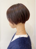 モリオ フロム ロンドン 成増店&nbsp;【morio成増/一戸】刈り上げ前下がりショートボルドーカラー