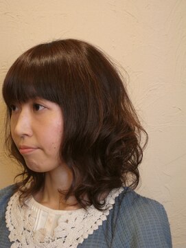 アンバー(amber) ミディアムウェーブ