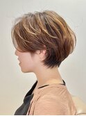 ショートボブ