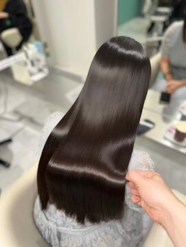 リーホリエ(Lee Horie) 【Gyo】極潤ストレートヘアー