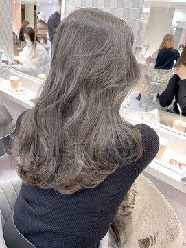 ジーナリア(Xena ria) 《袴田》グレー