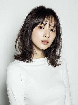 ハーツオオサカ(HE:ARTS OSAKA) 大人韓国ミディ×シースルー前髪