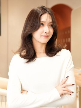 ジーナ 流山おおたかの森(Zina) 髪質改善＊ダークブラウンミディ＊美髪【Zinaおおたかの森】