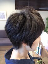 イール(eel)&nbsp;黒田知永子風大人ショート