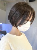 大人かわいいショートボブ フェザーバング ダークトーンアッシュ