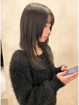 ロラン(LORAN by mahae) 顔回りレイヤーカット