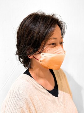 アッシュ 十日市場店(Ash) ショートパーマスタイル白髪ぼかし