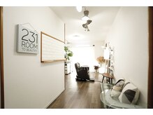 231ルームトゥビューティファイ(231 room to beautify)の雰囲気（-salon-）