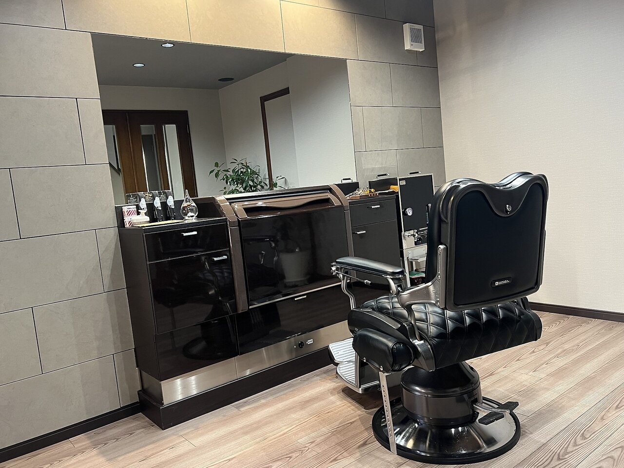 バーバー エンドー セカンド(BARBER ENDO 2)｜ホットペッパービューティー
