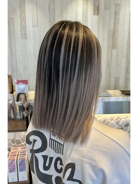 ラグーン(LAGOON) バレイヤージュグレージュハイライトダブルカラーケアブリーチ