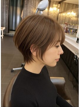 シルキーショートボブ × ナチュラルベージュ♪