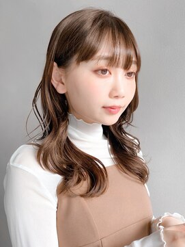 リヤン 表参道(lyann) サイドバング大人ガーリーワンカール艶感セミディこなれヘア