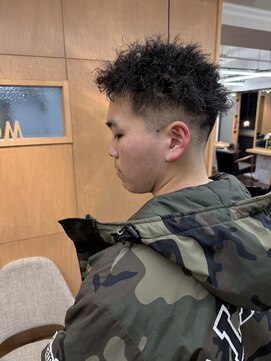 ヘアースペースブルーム プリュス 石橋店(HAIR SPACE BLOOM plus) 石橋阪大前/ブッダパーマ/メンズカット/ツイストパーマ/短髪