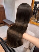 エル バイ ホーム(L by HOME)&nbsp;ブラウンベージュ　透明感ヘア　艶感カラー　ベージュヘア