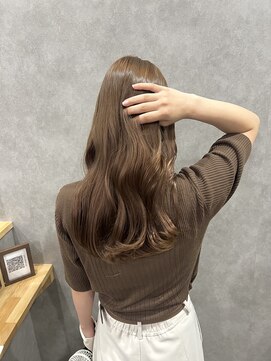 レーヌ(REINE) ダブルカラーで叶えるベージュカラー♪