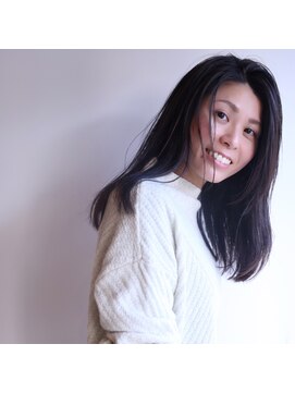 ツイギー 宮西店(TWiGGY) 大人女性にピッタリの上品セミロング