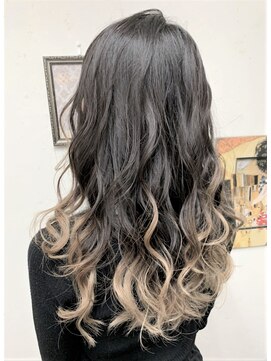 ミューテ(Mu-te) ステップバレイヤ－ジュ（毛先のみ）