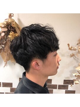 エムズキュラティフ(e'mZ Curatif) ニュアンスパーマ